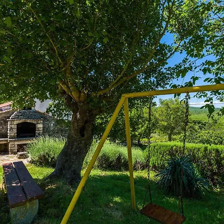 With Bbq In 8745 Kozljak
