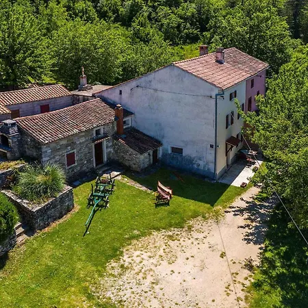 With Bbq In 8745 Kozljak